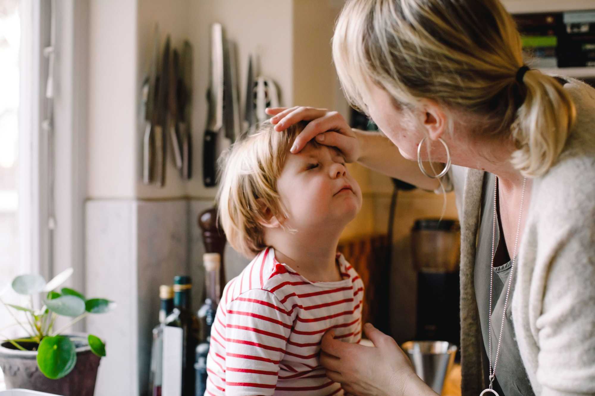 Febbre nei bambini: sintomi, cause e rimedi - Nurofen